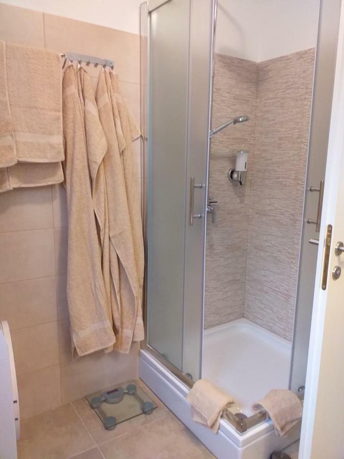 Apartman Leanton PUY Eksteriør bilde